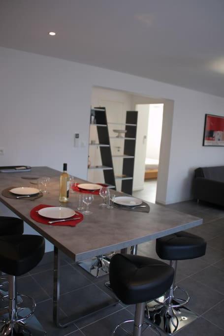 Appart Dans Maison 2 Km De La Plage Villeneuve-Loubet Extérieur photo
